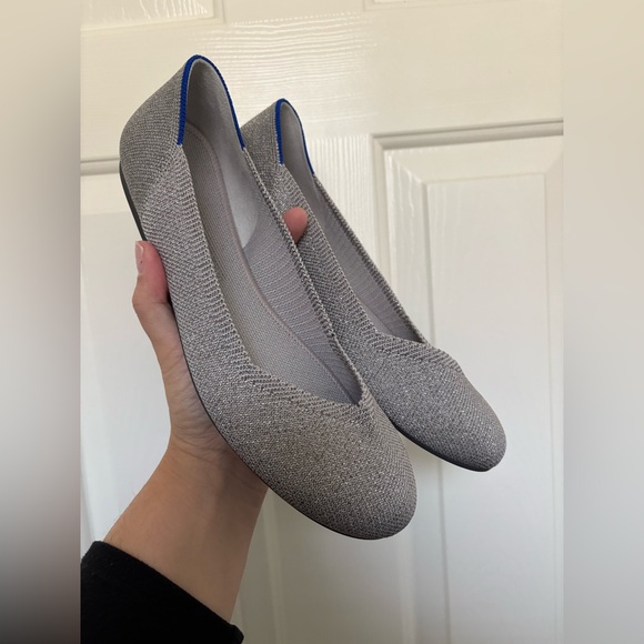 Rothy's Grey Silver Glitter Retired Round toe Flat size 9 - Picture 2 of 6